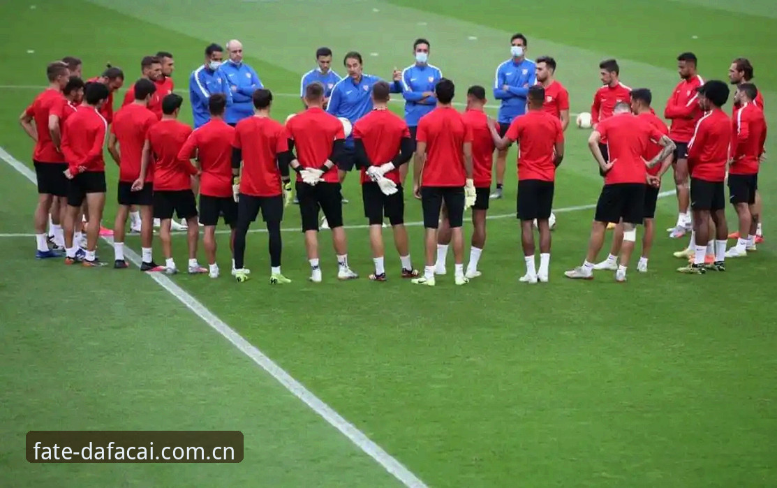 足球教练欧联杯五冠王 vs 彩票平台百万大奖：专业分析师用数据解读成功密码